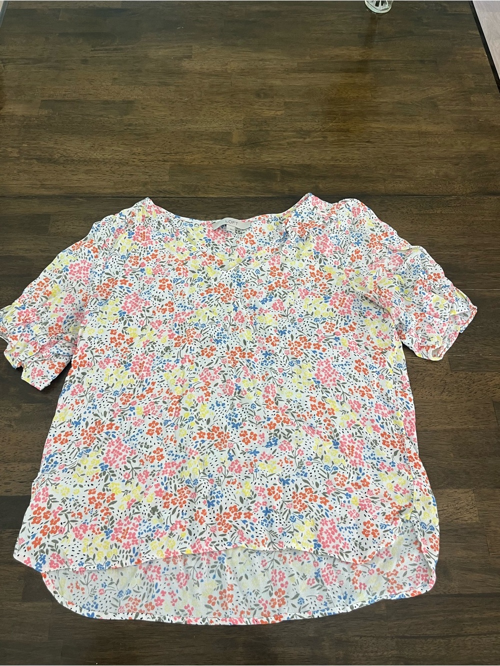 LOFT White Floral Short Sleeve Blouse with Pink Yellow Blue Accents Large